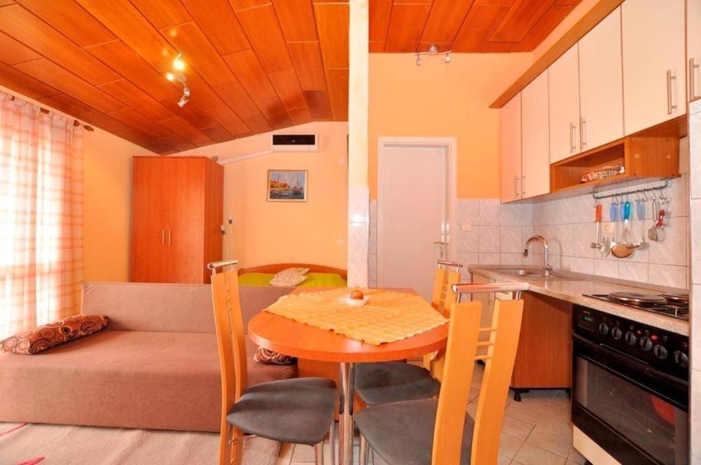 Vila Vida Makarska Exterior foto